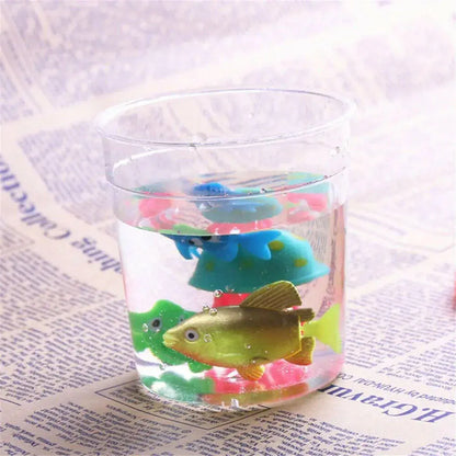 20pcs Mini Betta Fish Cup with Lid Portable Small Plastic Jellyfish Tank Cup