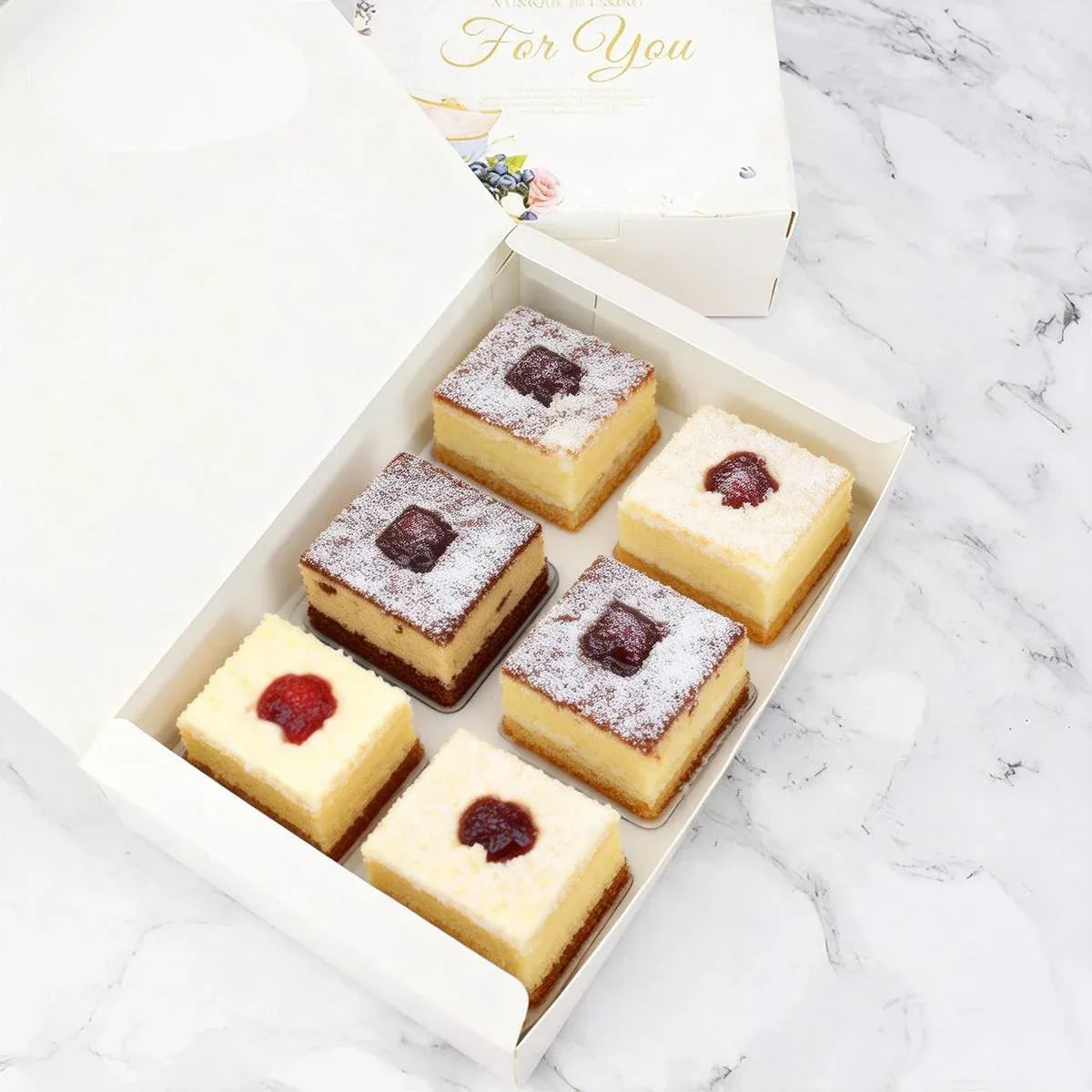 50Pcs Pastry Gift Box Cookie Tart Packaging Flower Pattern Bakery Box Easy Fold - 21.5x14x5CM