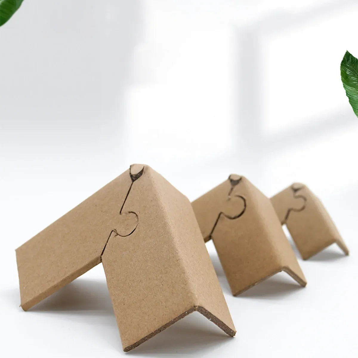100pcs Kraft Paper Cardboard Corner Protector 90 Degree Angle Guard for Packing - 40x40x4mm