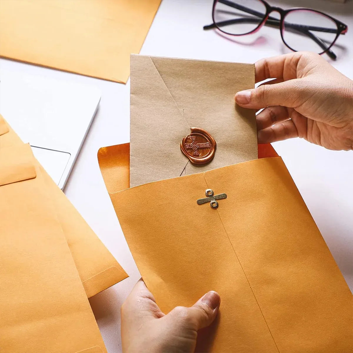 Yellow Kraft Paper Envelope 120gsm Metal Clasp Mailing Documents Office Use - 22.9x15.2x0.08cm
