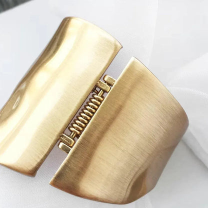 Wide Edge Exaggerated Bangle Fashion Bracelet Vintage Style Premium Jewellery