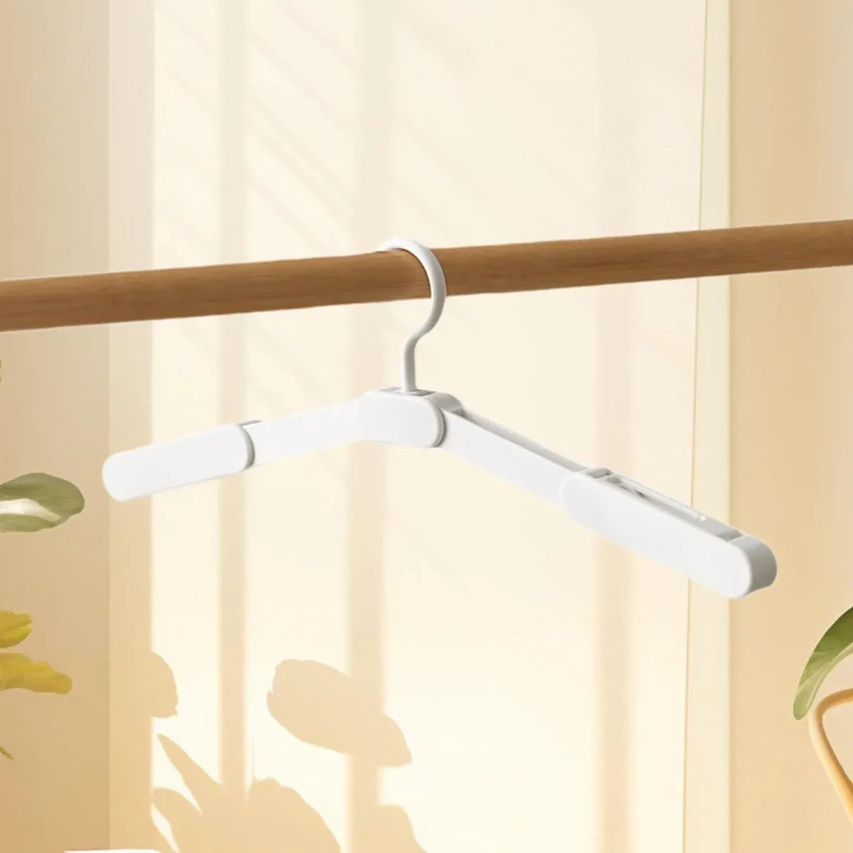 5PCS Portable Foldable Hangers Durable Plastic for Closet Laundry Space Saving - No clothes clip