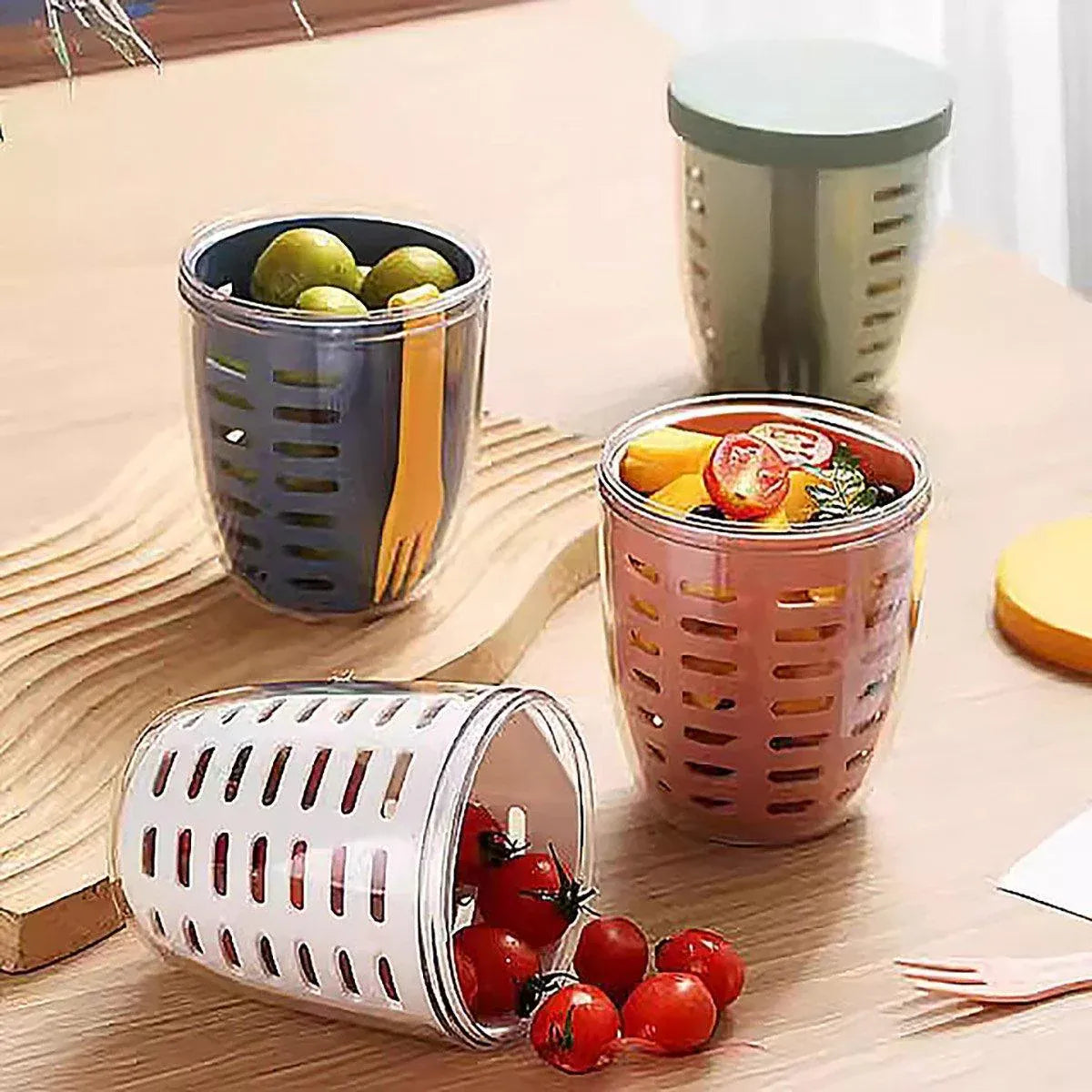 Portable Drainable Fruit Cup Plastic Sealed Cup for Snacks and Travel Use - Pink