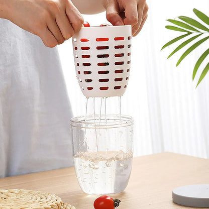 Portable Drainable Fruit Cup Plastic Sealed Cup for Snacks and Travel Use - Pink