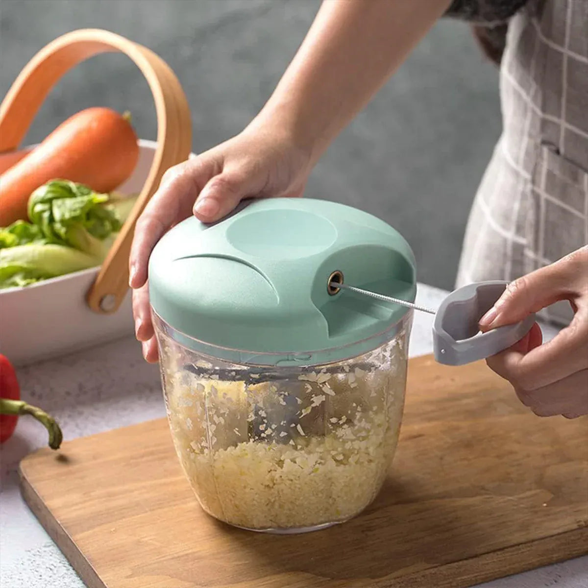 900ml Manual Meat Mincer Garlic Chopper Rotate Garlic Press Crusher Meat Grinder - Pink