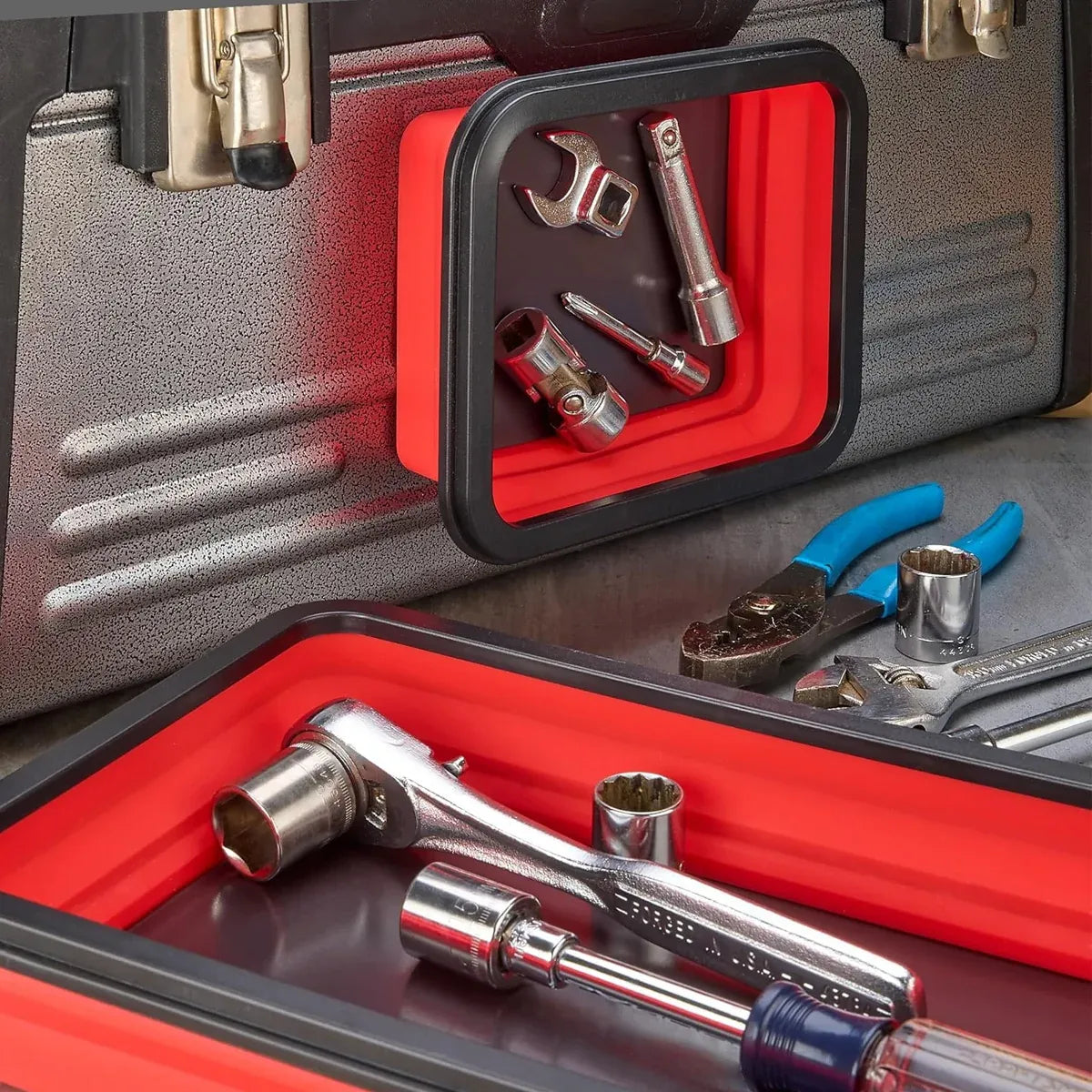 3PCS Foldable Metal Parts Tray Set Silicone Tool Organizer for Garage Repair