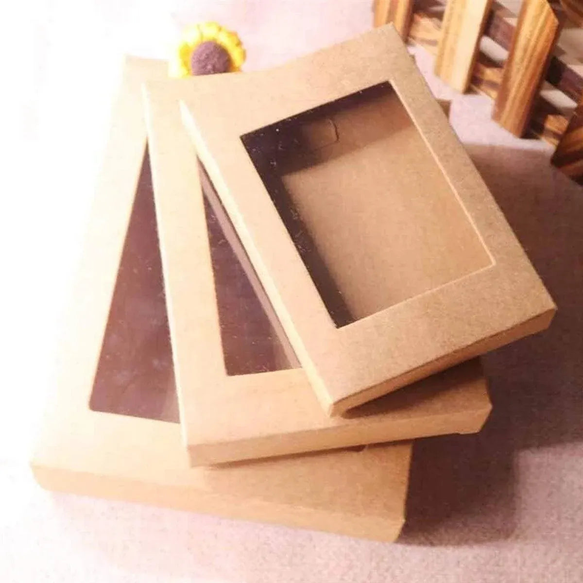 50PCS Kraft Paper Gift Boxes with PVC Window White Black Bakery Packaging Carton - S