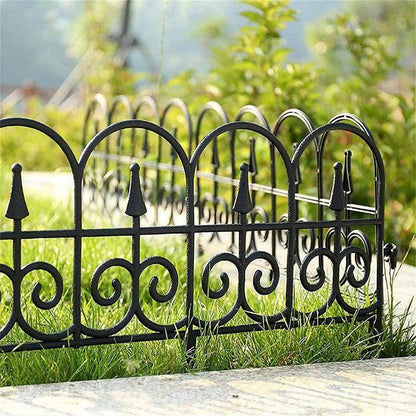 12pcs Outdoor Plastic Garden Fence Decorative Hedge Fence for Patio Landscaping