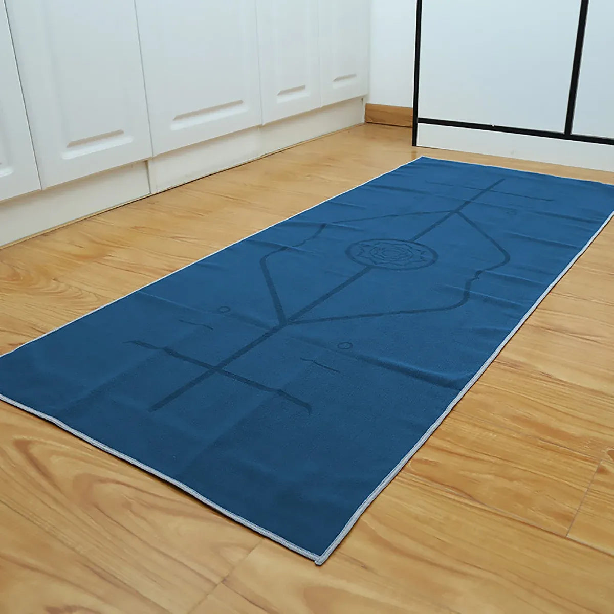 Portable Yoga Blanket with Body Position Line Non Slip Soft for Home Gym Studio - Blue