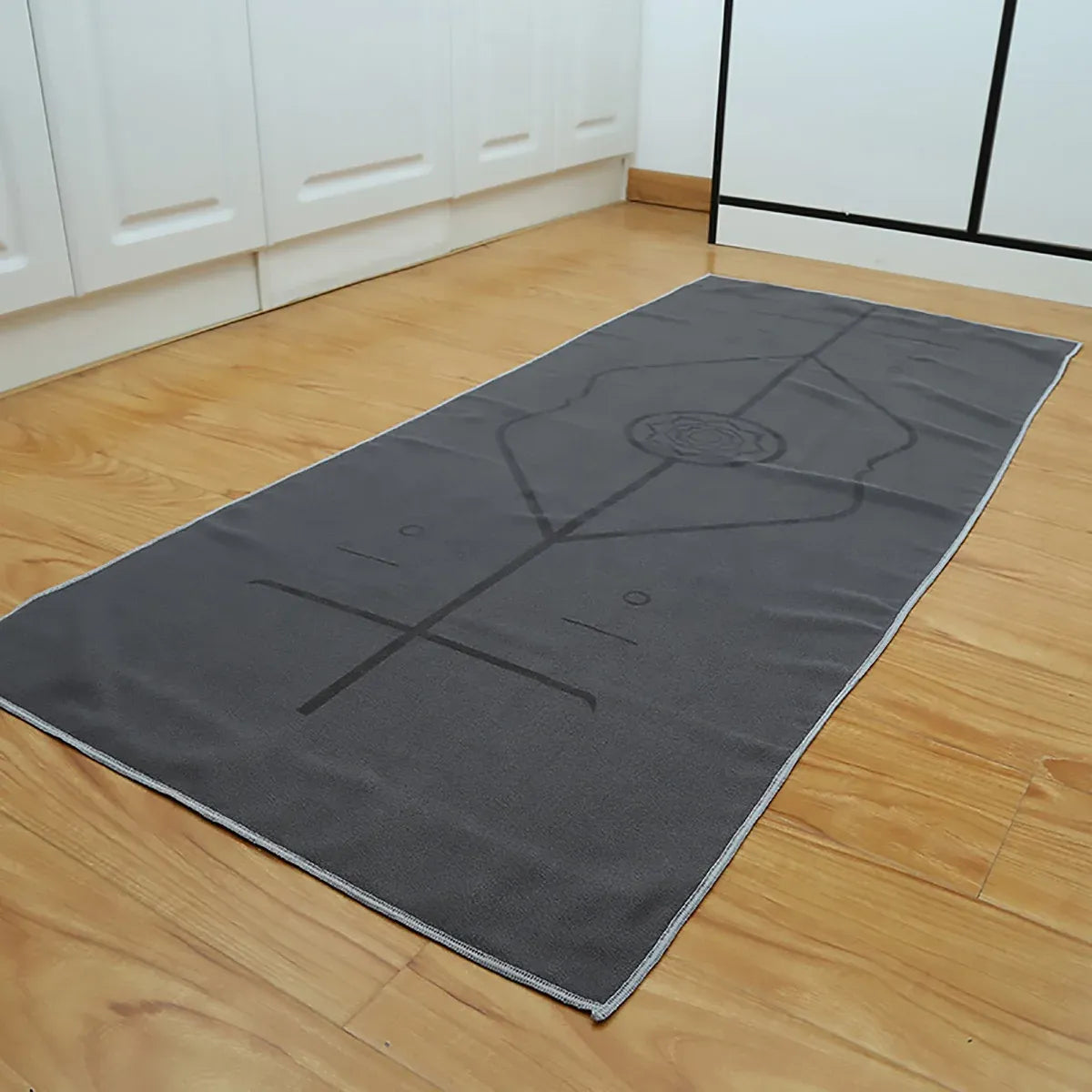 Portable Yoga Blanket with Body Position Line Non Slip Soft for Home Gym Studio - Blue